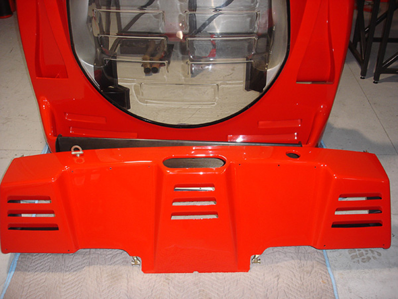 Illustration for article titled Ferrari F40 LM: Supercar Teardown